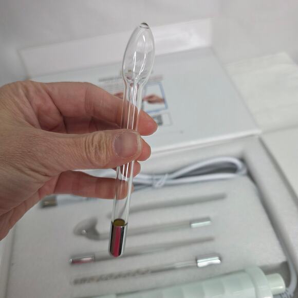 NuDerma Handheld Skin Therapy Wand Machine w/Neon – Anti-Aging - Skin Tightening - Picture 12 of 16